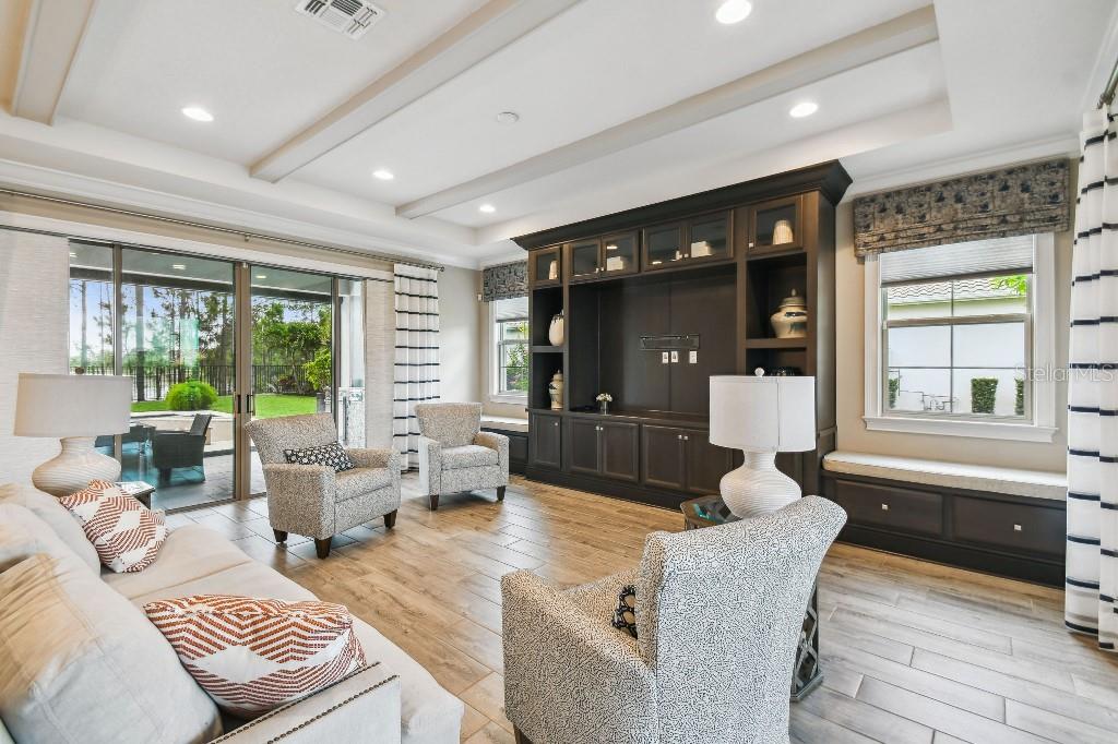 AVALON COVE - Residential