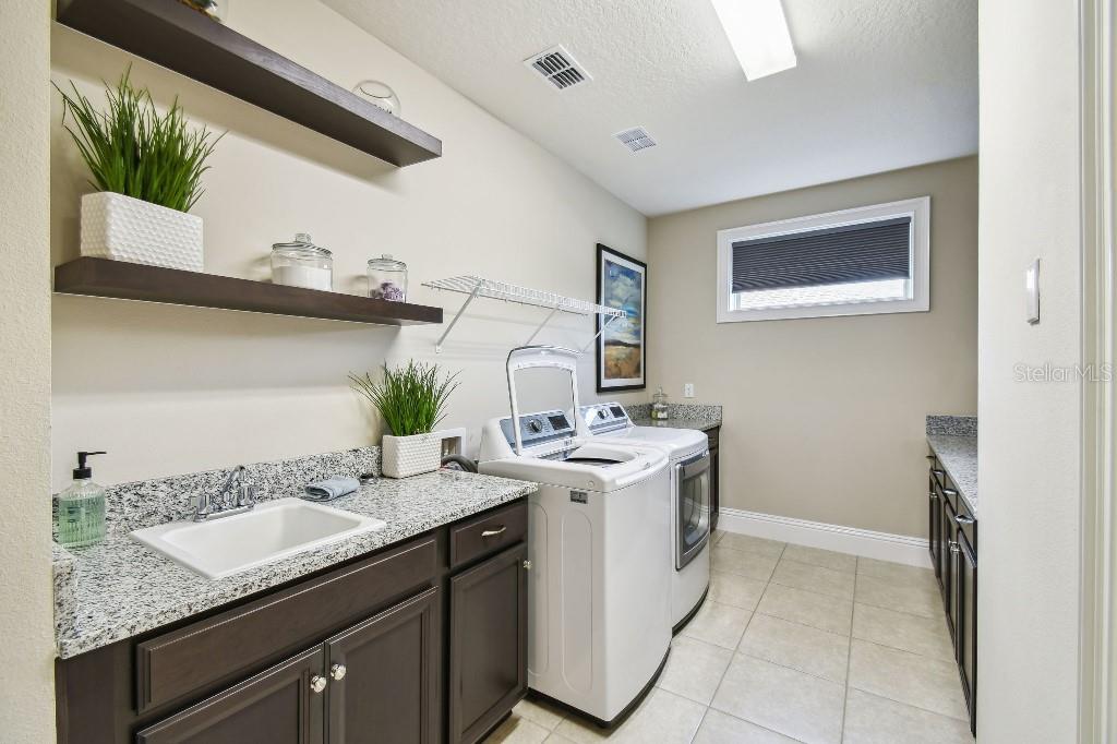 AVALON COVE - Residential