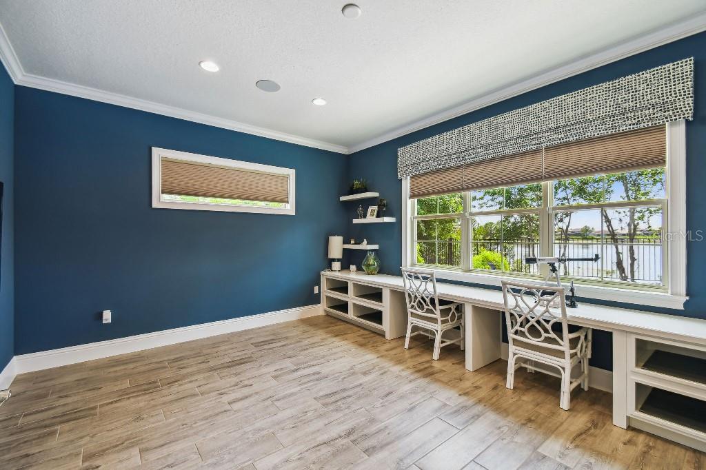 AVALON COVE - Residential
