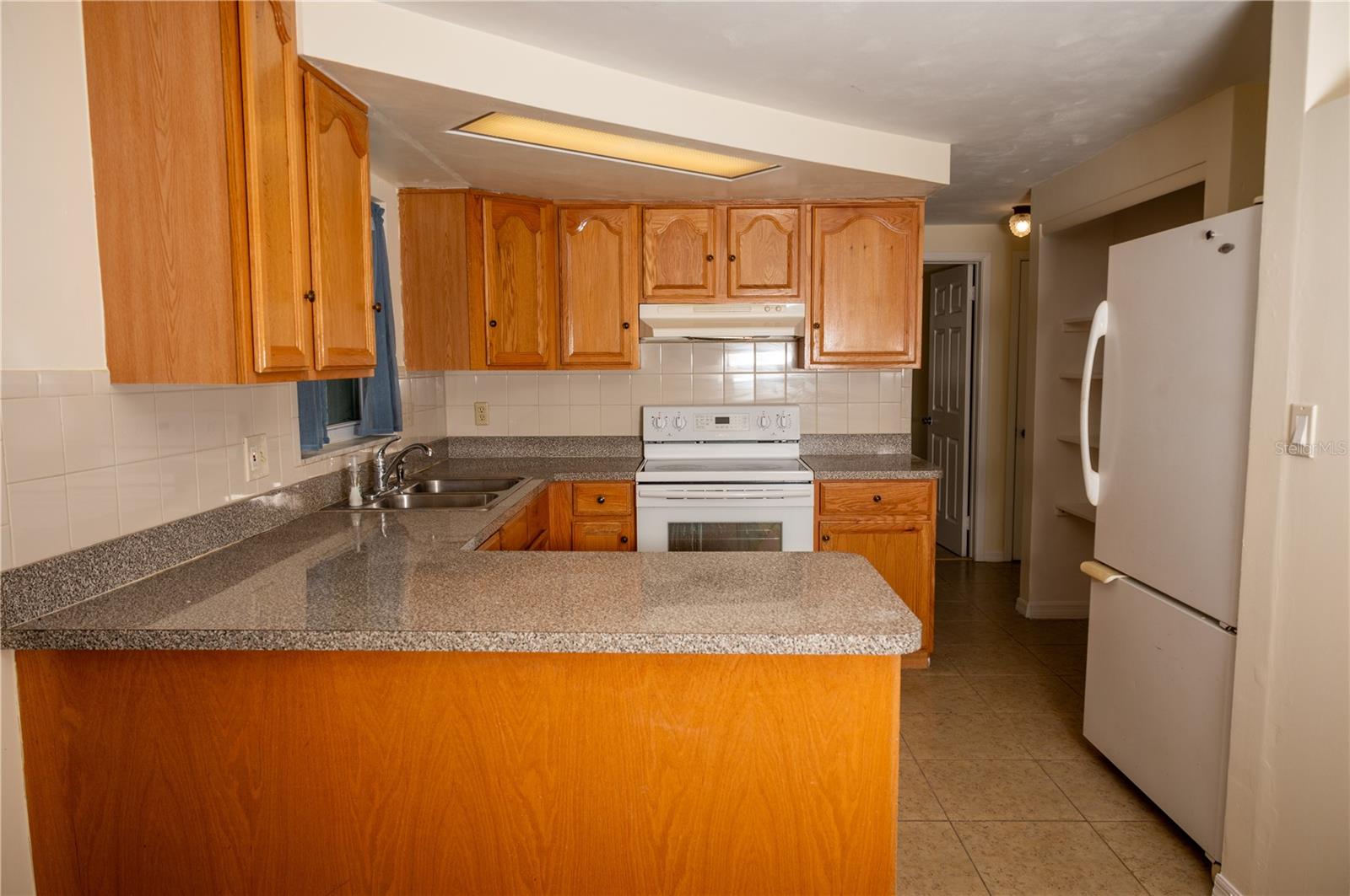 1203 BRIGHTWELL DRIVE