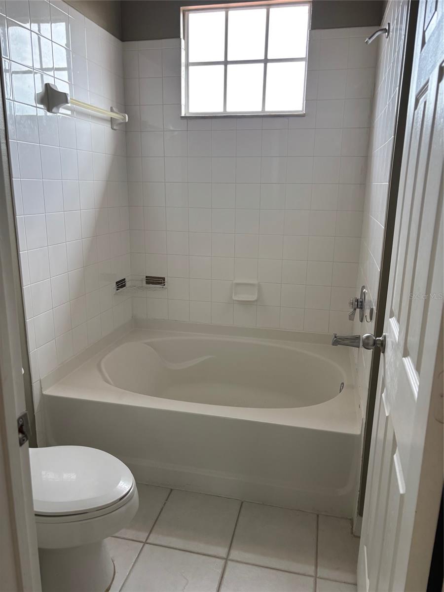 LAS PALMAS OF SARASOTA - Residential Lease