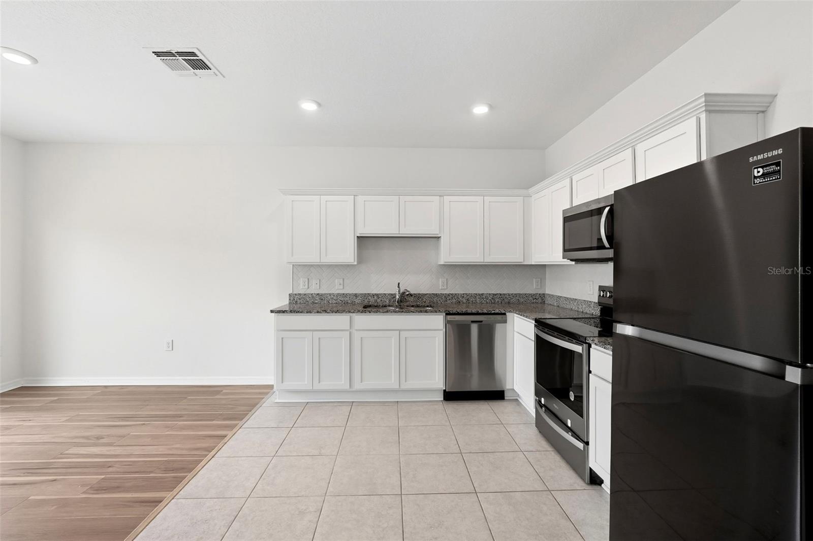 MADISON PLACE PH 2 - Residential