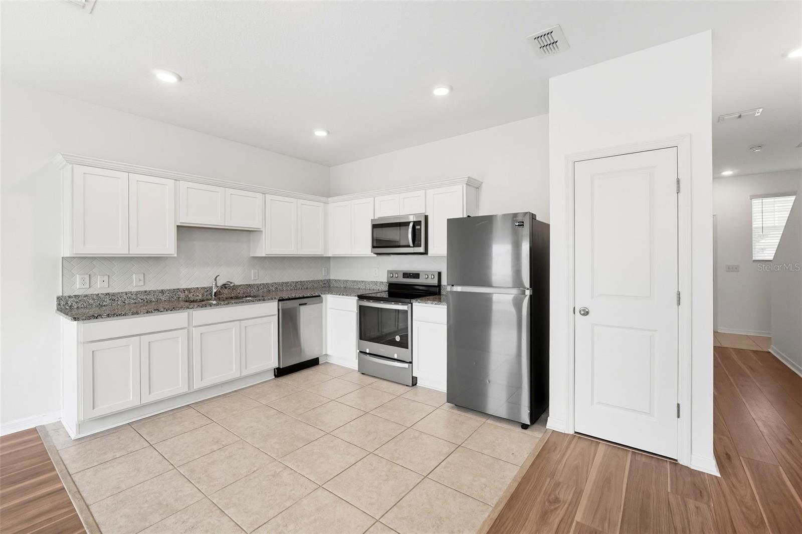 MADISON PLACE PH 2 - Residential
