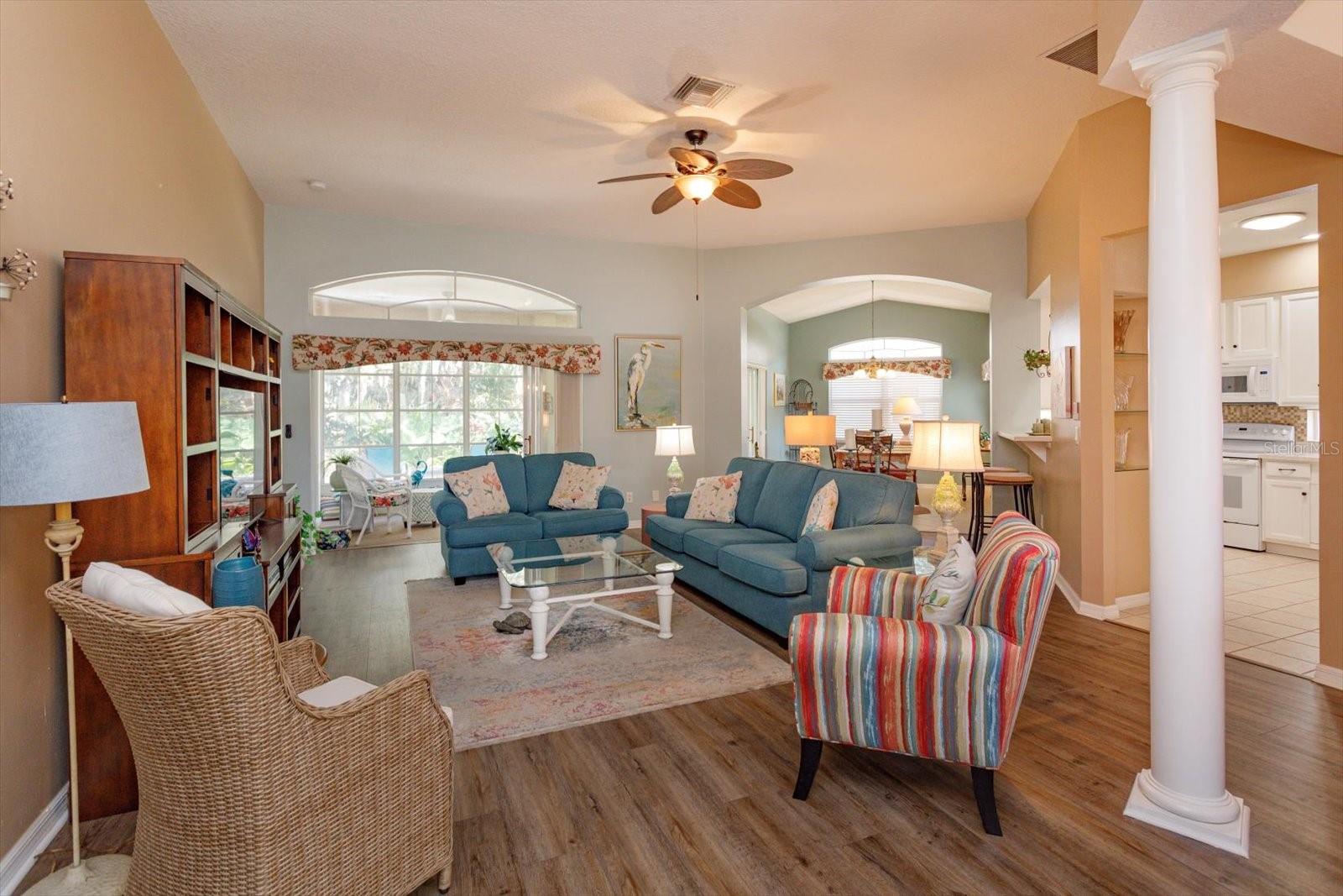 ROYAL HIGHLANDS - Residential