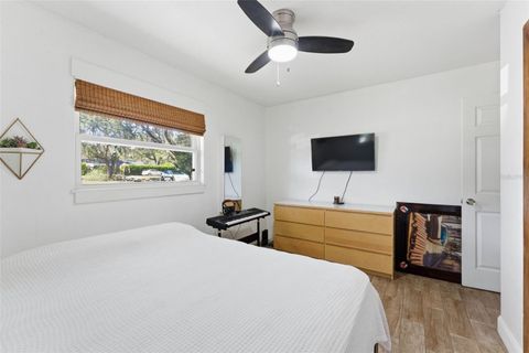 Tiny photo for 26310 Fishermans Road, Paisley, FL 32767 (MLS # O6369938)