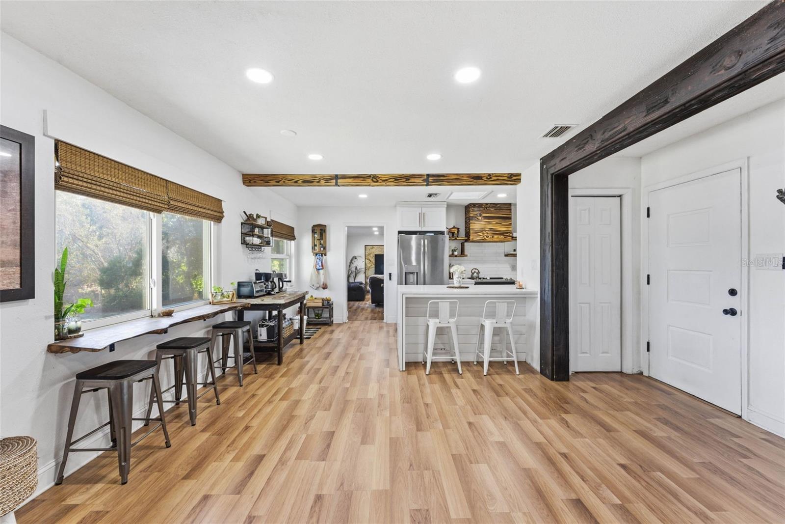 CHAIN O LAKES - Residential