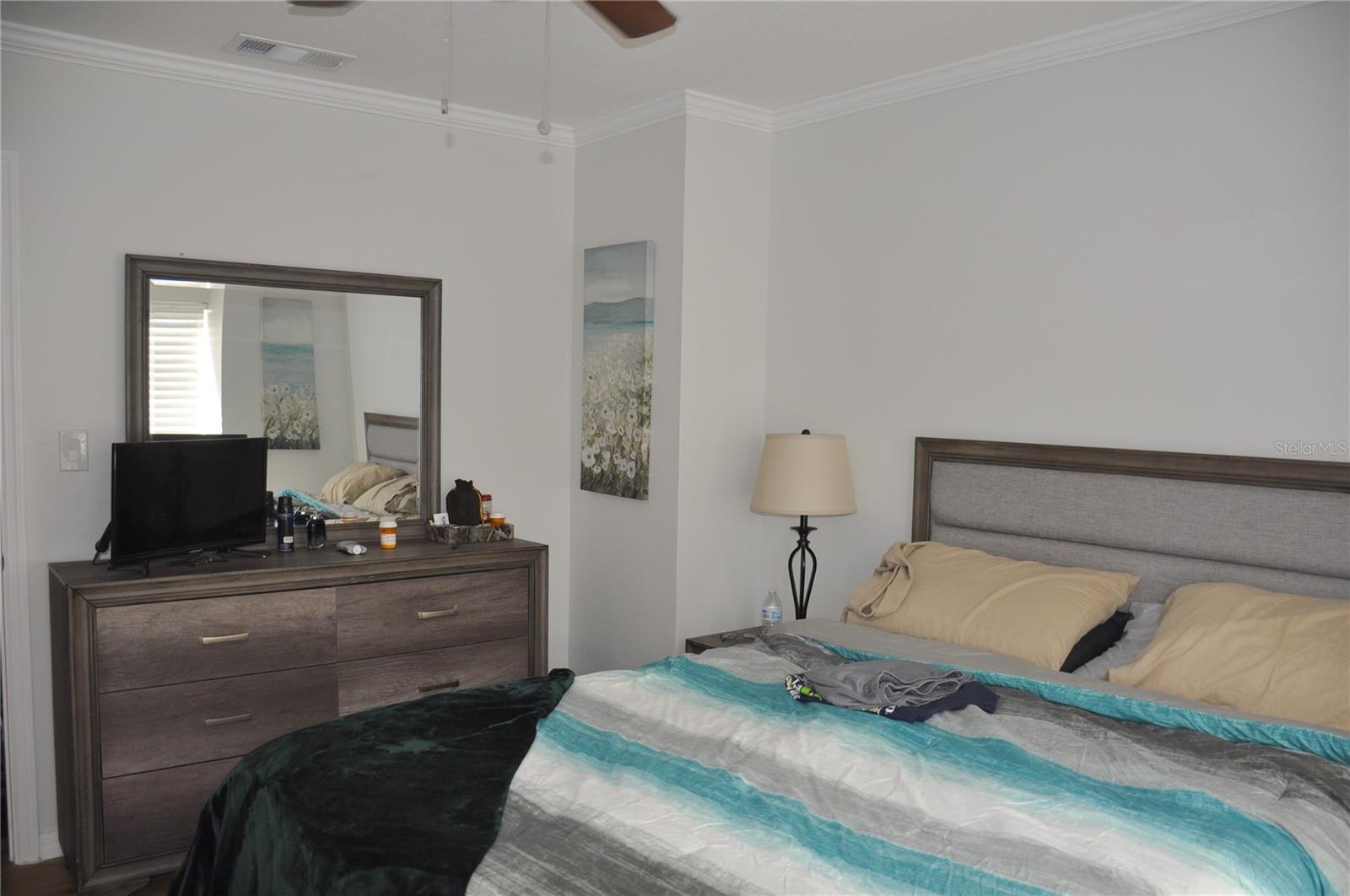 CHARLOTTE BAY VILLAS BLDG 01 - Residential