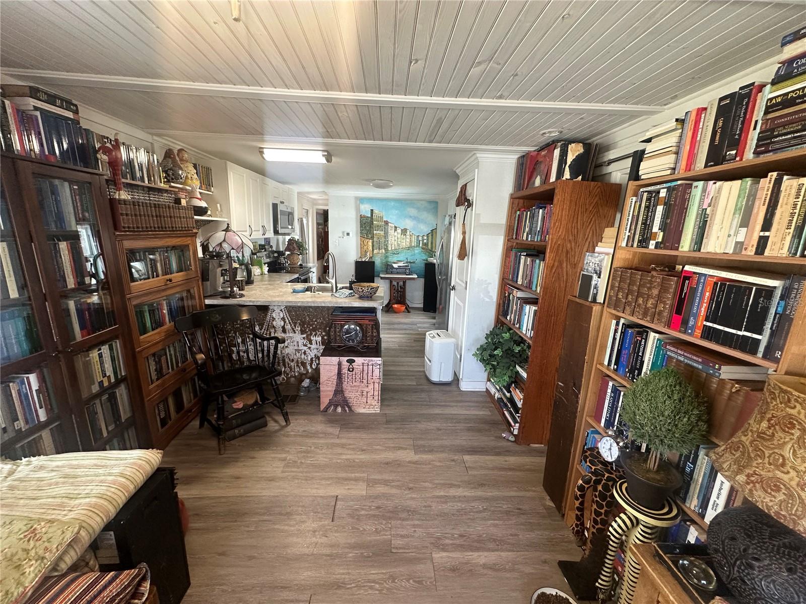 CASA LOMA MOBILEHOME - Residential