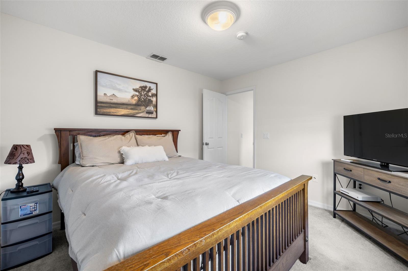 SILVER OAKS PH 01 - Residential