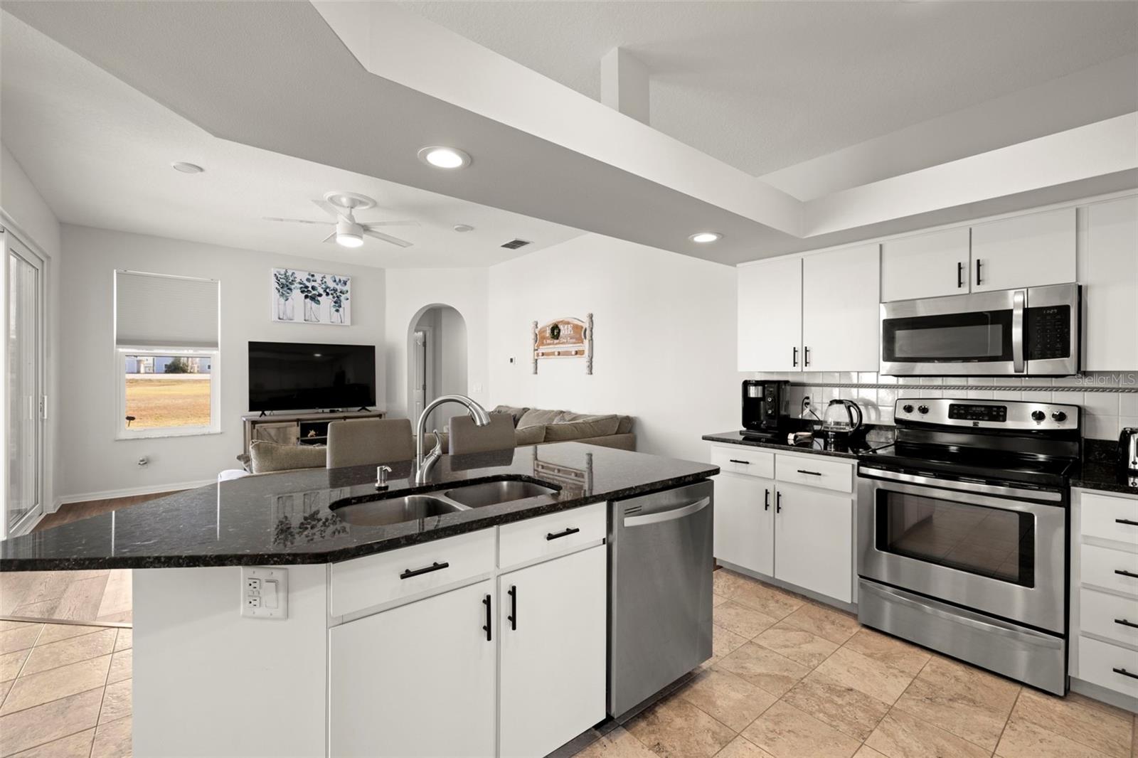 SILVER OAKS PH 01 - Residential