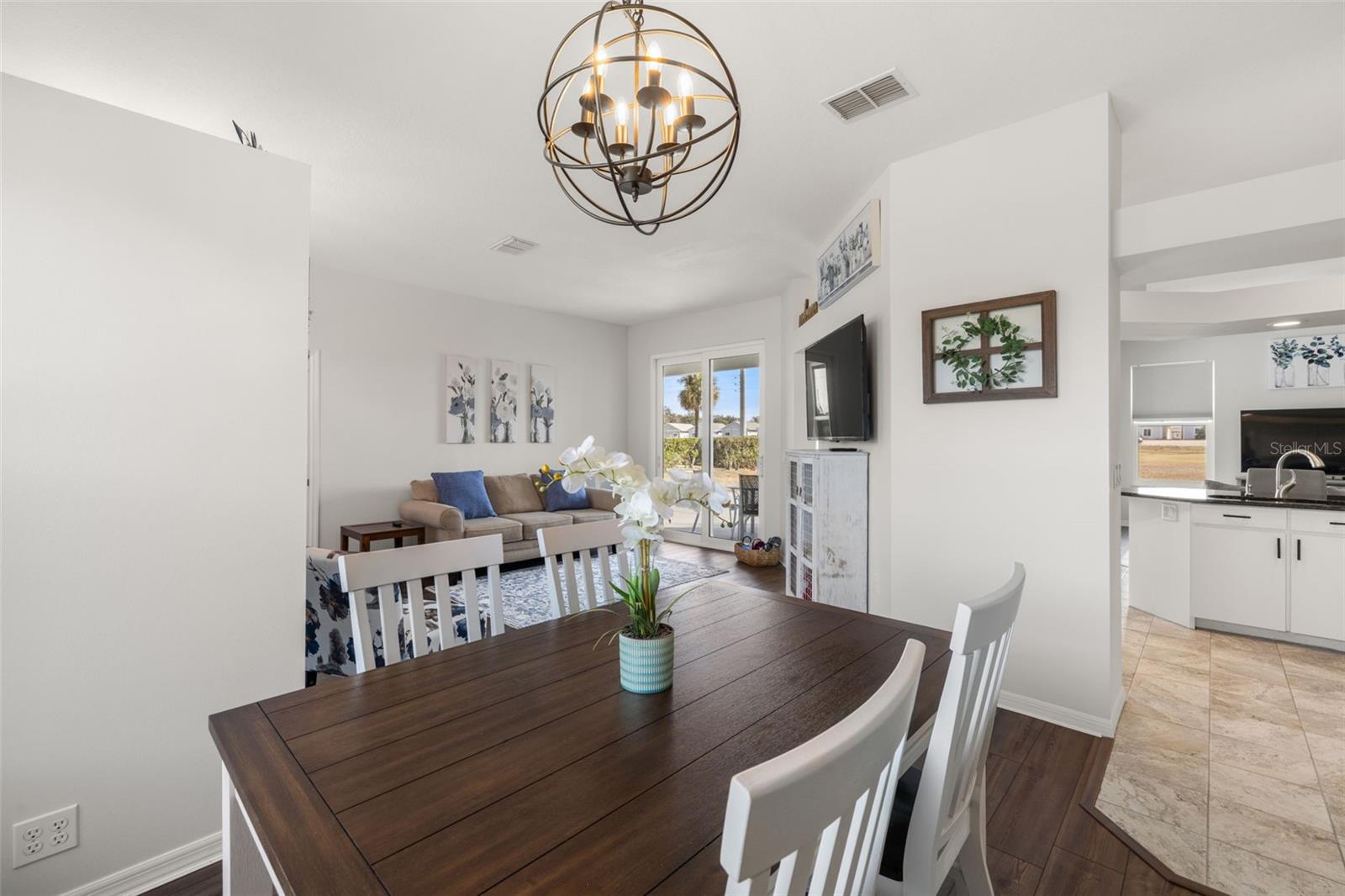 SILVER OAKS PH 01 - Residential