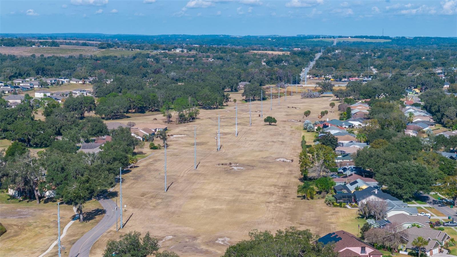 SILVER OAKS PH 01 - Residential