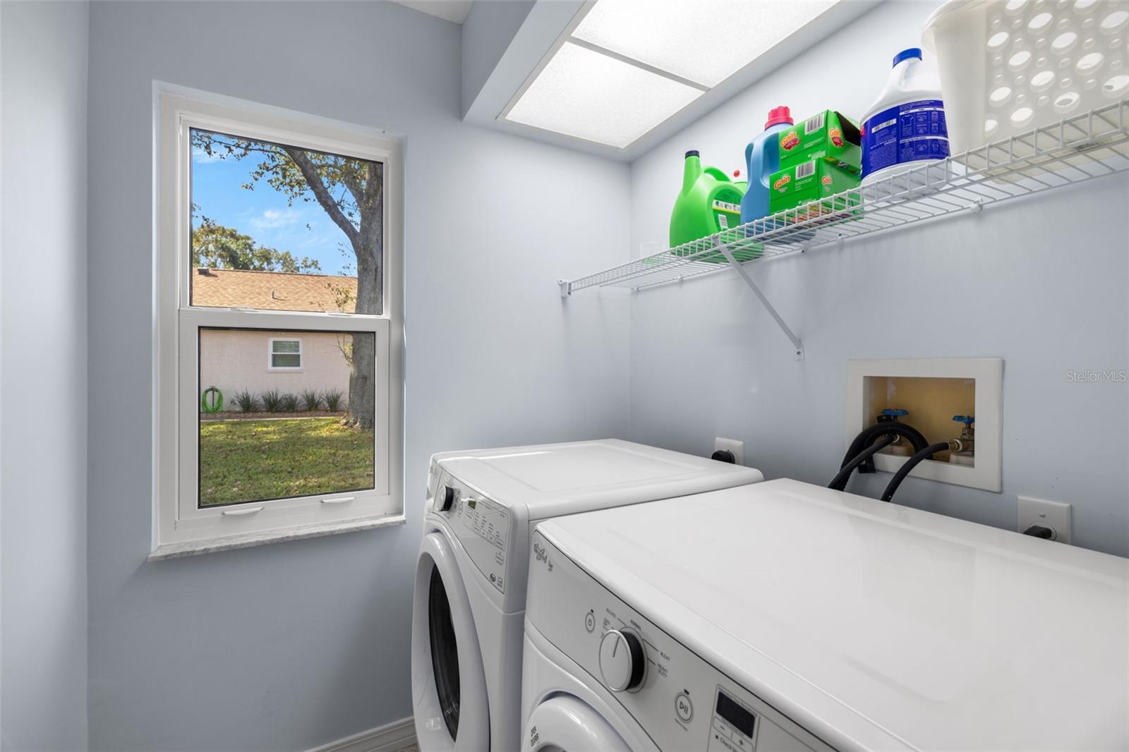 SILVER OAKS PH 01 - Residential