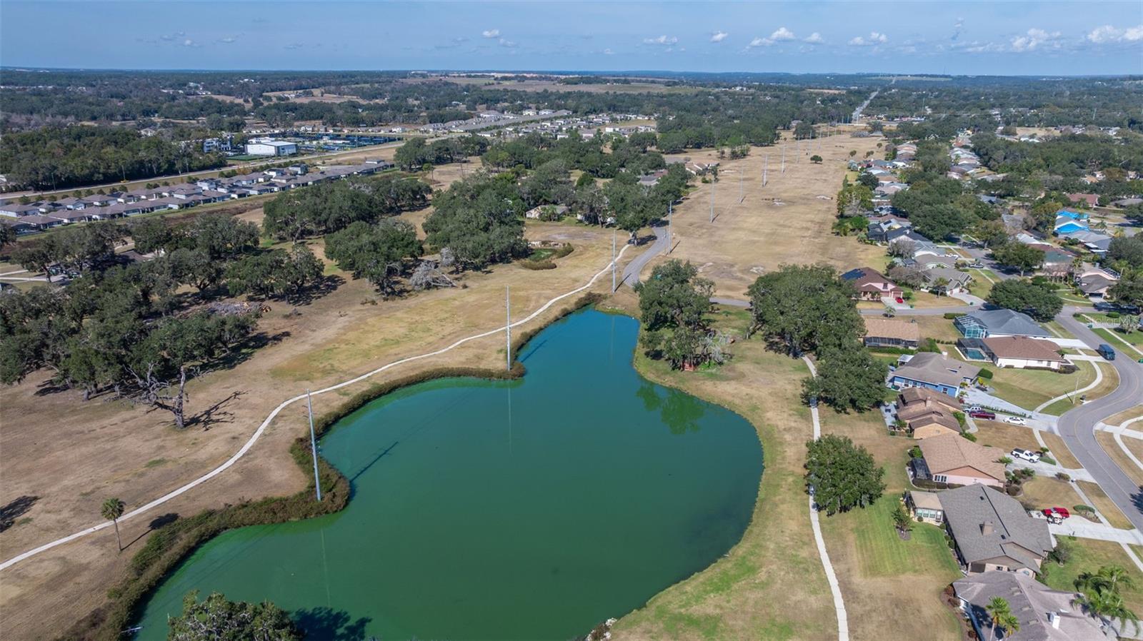 SILVER OAKS PH 01 - Residential