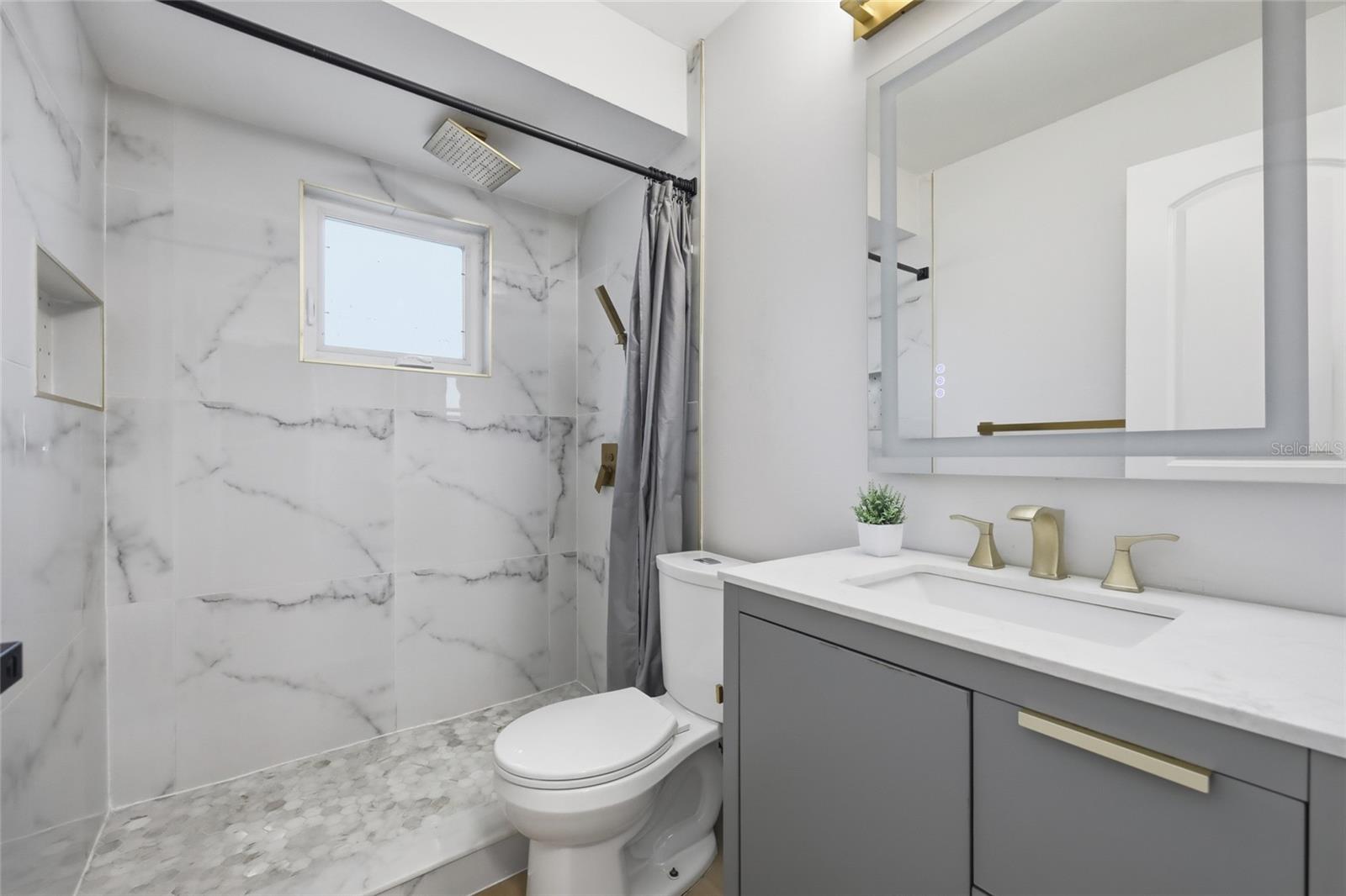 SHED GROVE HOMES UNIT 1 - Residential