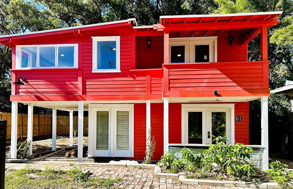 Photo of 610 Lake Dot Circle, Orlando, FL 32801 (MLS # O6451368)