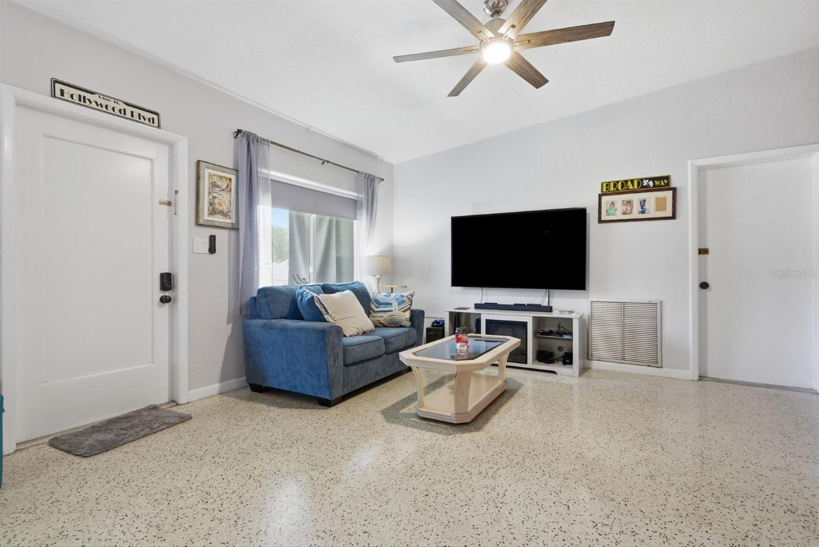 ORANGE ESTATES OF ST PETE 1ST ADD - Residential