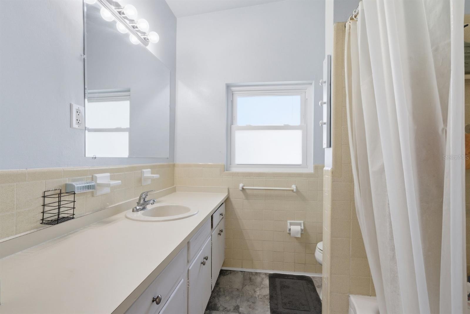 ORANGE ESTATES OF ST PETE 1ST ADD - Residential