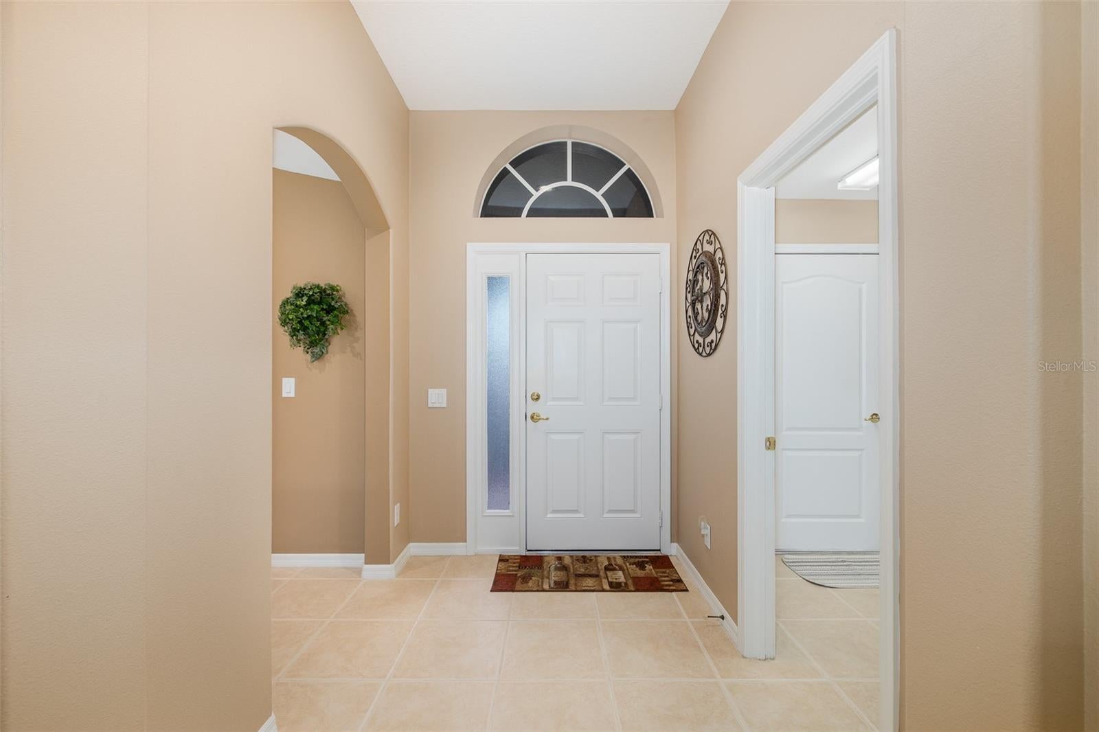 1856 ARBOR KNOLL LOOP