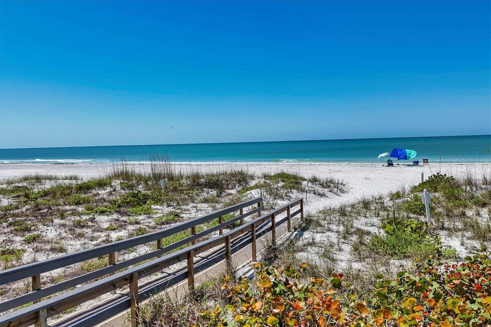 SEA OATS BLDG B - Residential