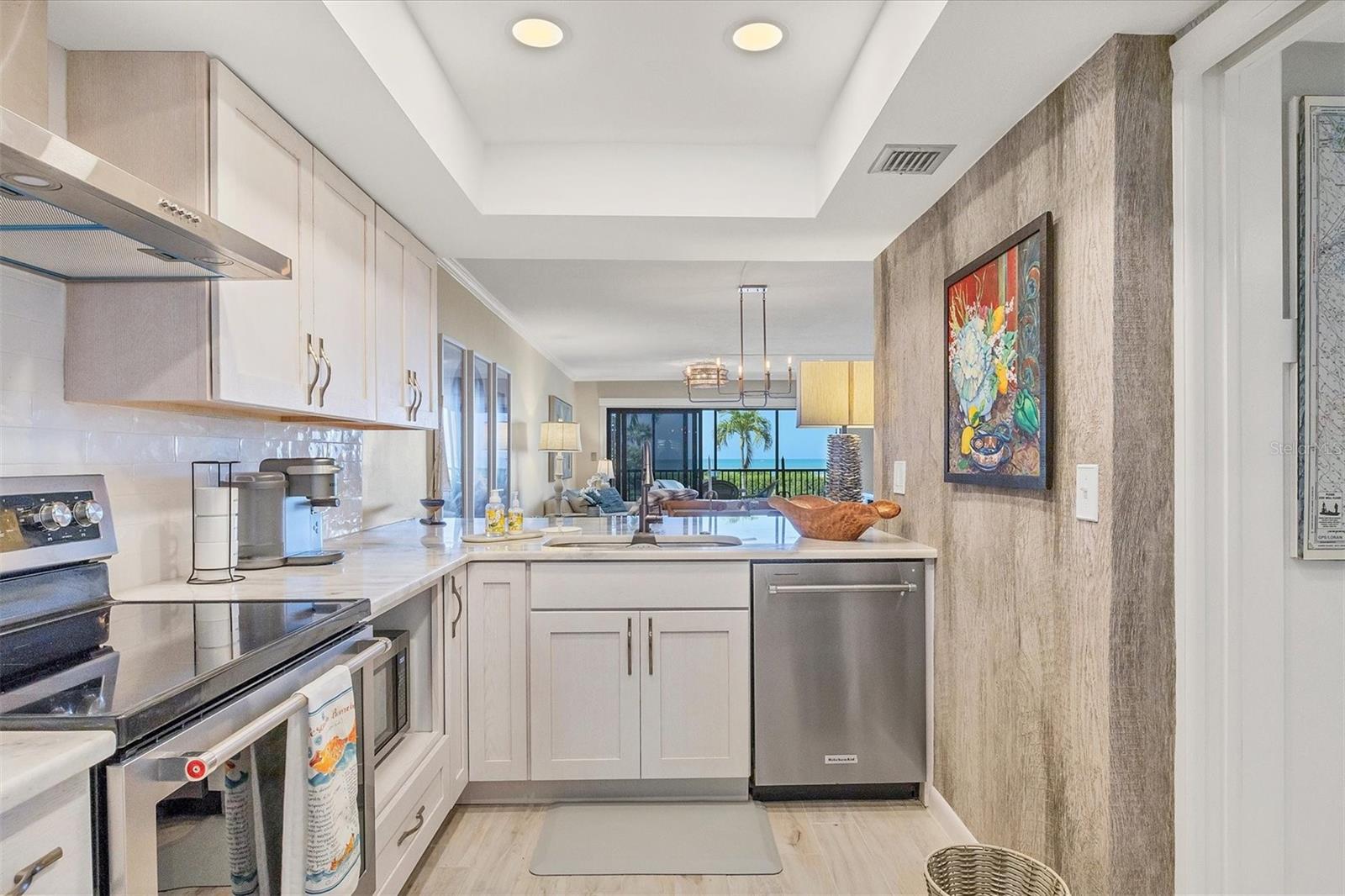 SEA OATS BLDG B - Residential