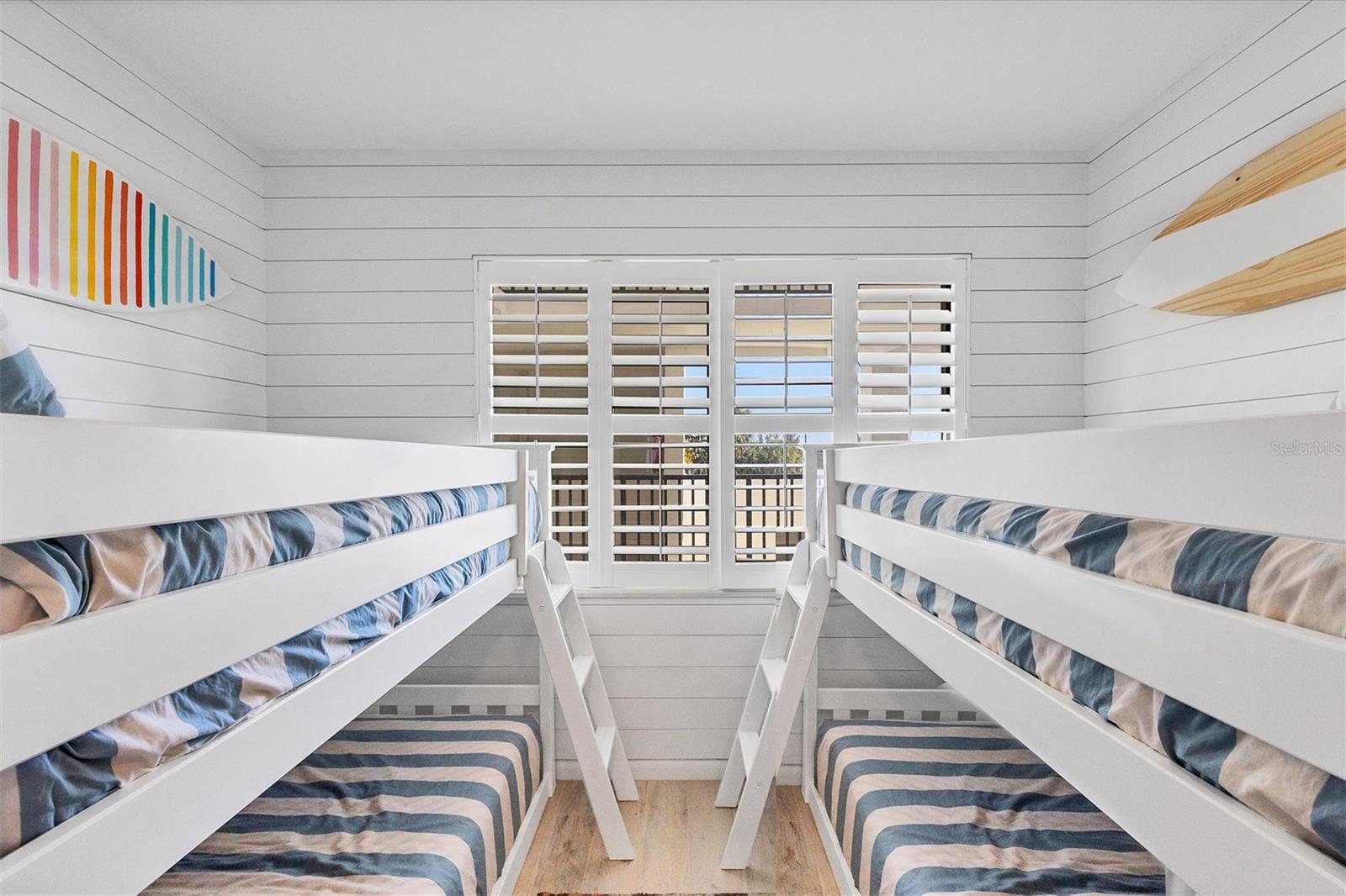 SEA OATS BLDG B - Residential