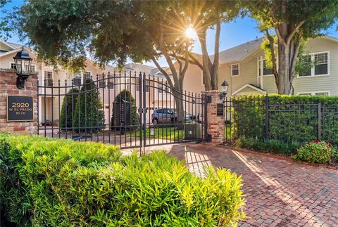 Photo of 2920 W El Prado Boulevard #11, Tampa, FL 33629 (MLS # W7885618)