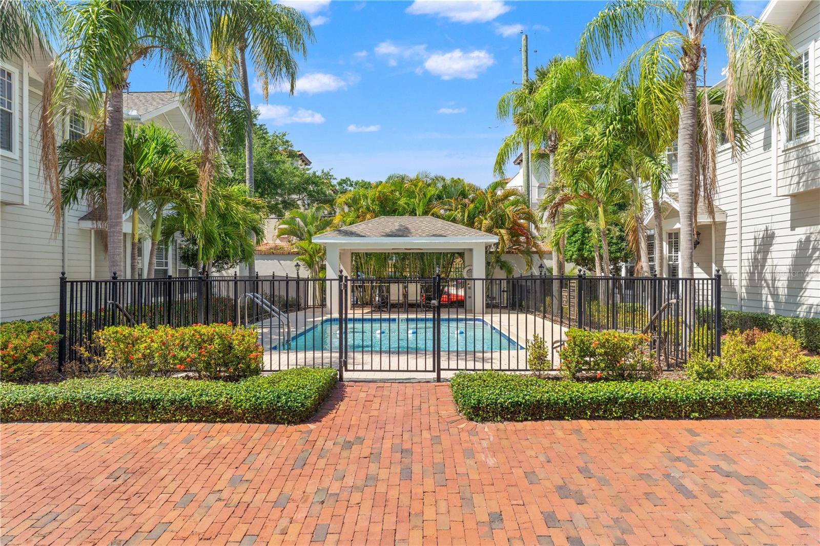 BAYSHORE WALK A CONDO - Residential