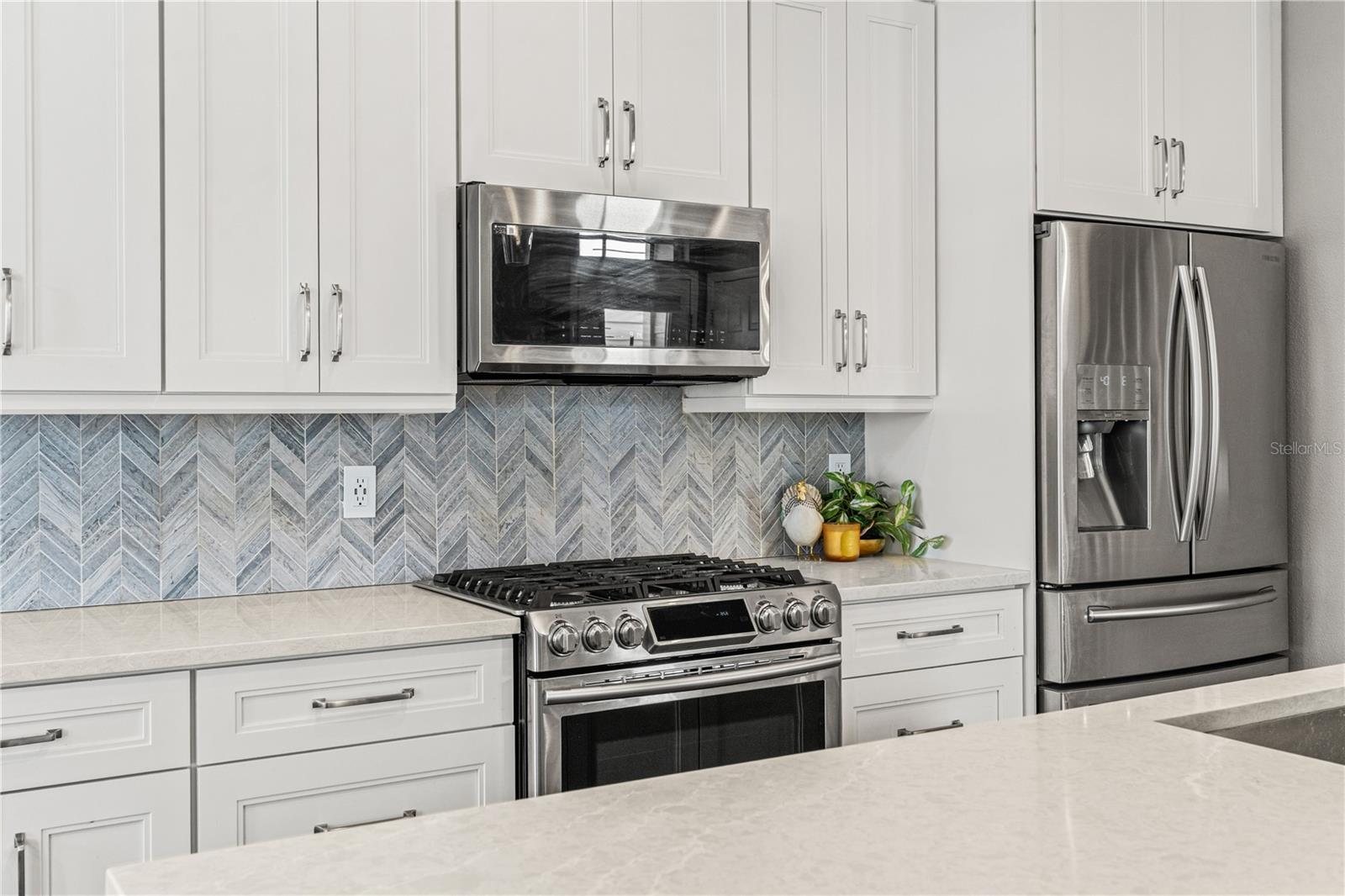 BAYSHORE WALK A CONDO - Residential