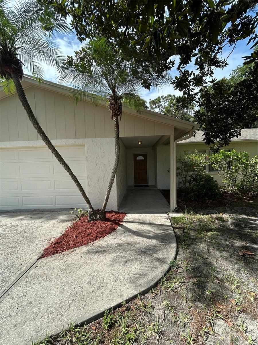 9504 W CLUSTER AVENUE