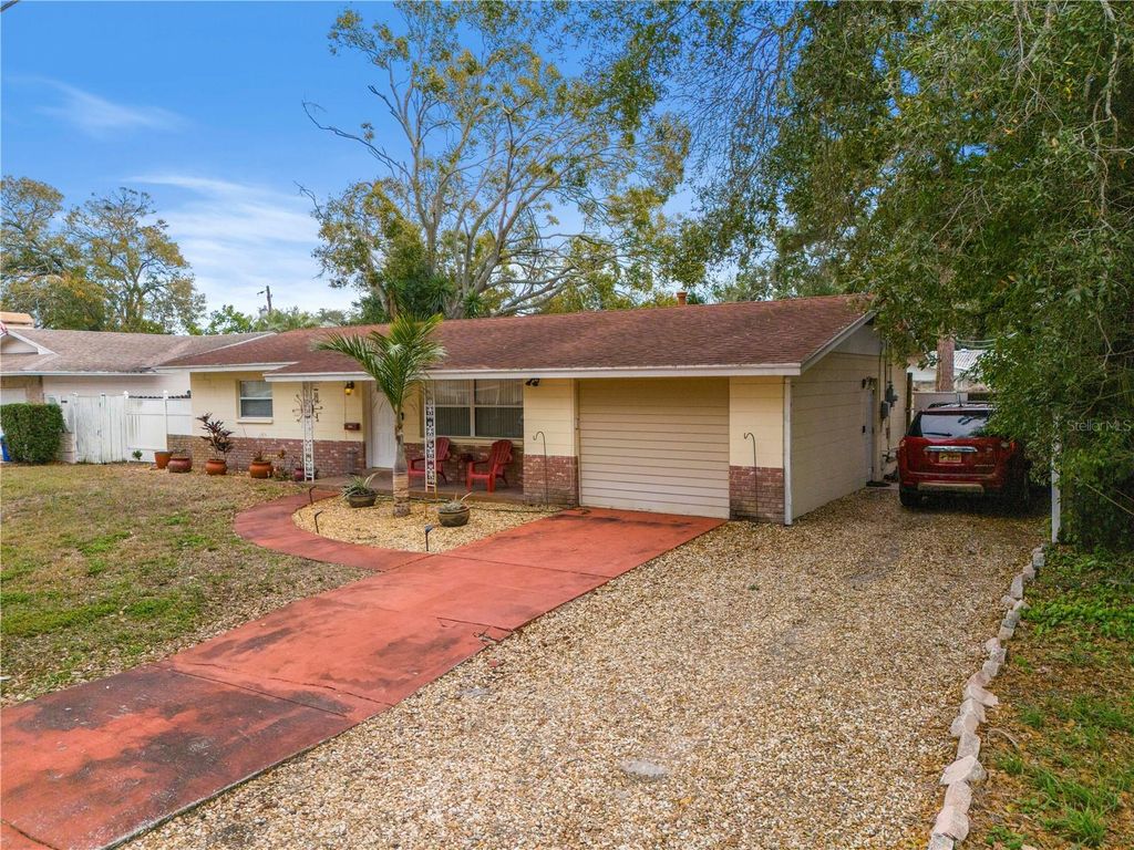 Photo of 6946 34th Avenue N, St Petersburg, FL 33710 (MLS # TB8469790)