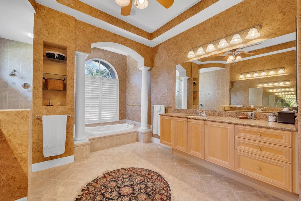 FISH HAWK TRAILS - Residential