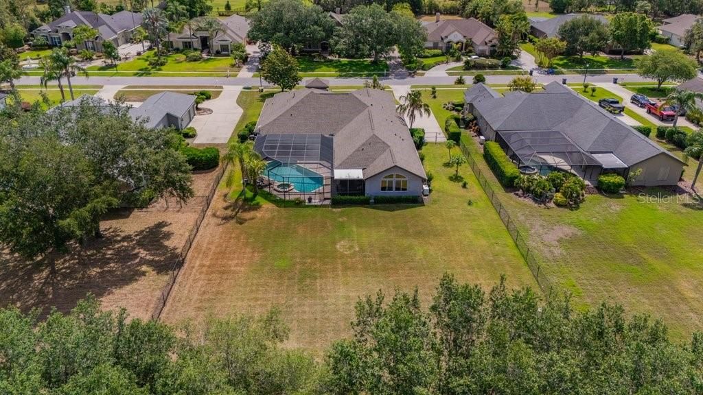 Photo of 5507 Keeler Oak Street, Lithia, FL 33547 (MLS # TB8479381)