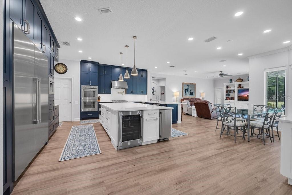 FISH HAWK TRAILS - Residential