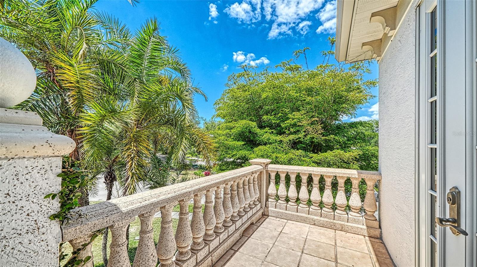 GRANADA - Residential