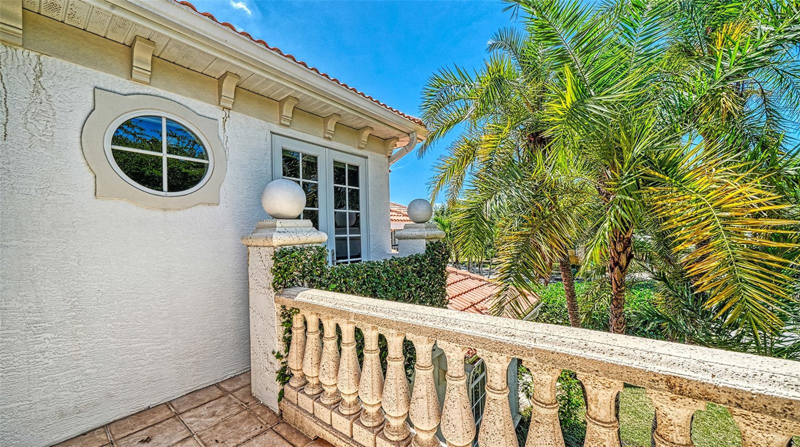 GRANADA - Residential