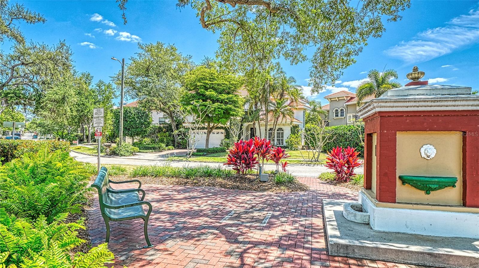 GRANADA - Residential