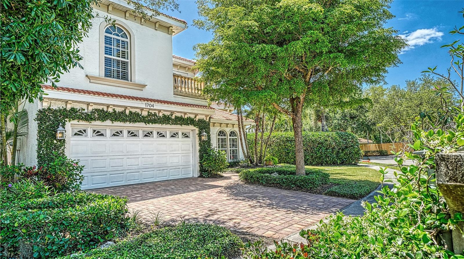 GRANADA - Residential