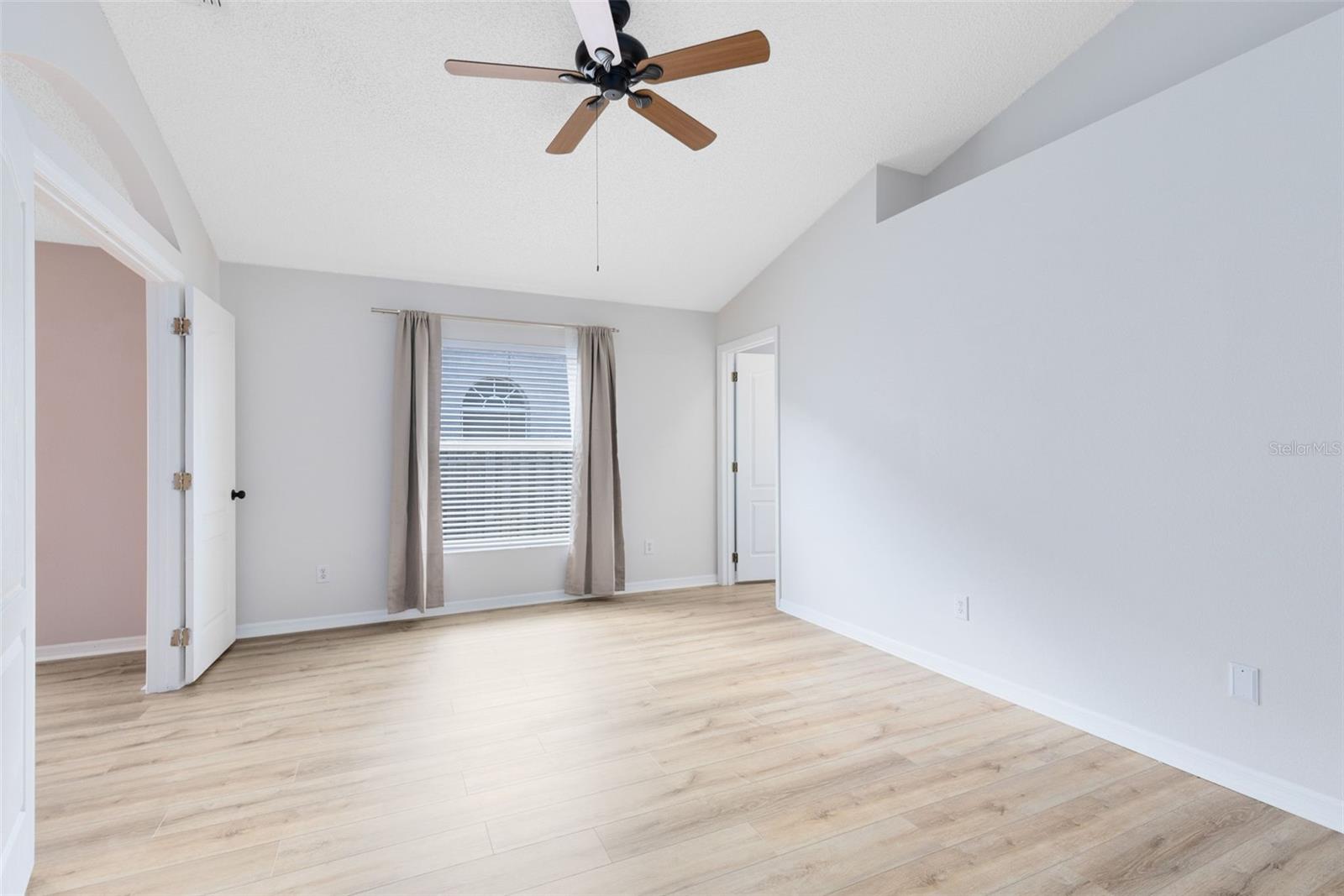 BRIDGE WATER - Residential