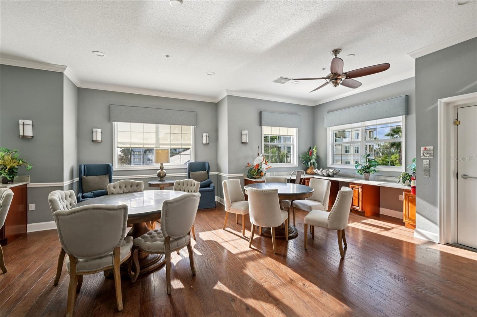 PALMA SOLA BAY CLUB PH 5 - Residential