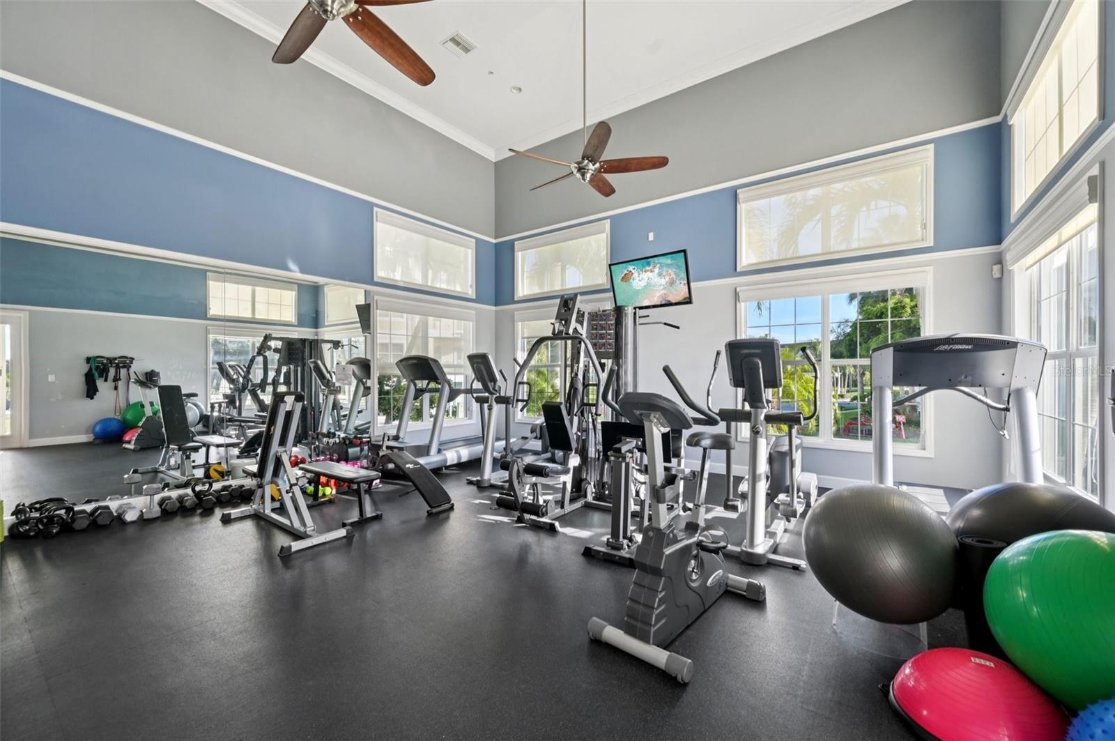 PALMA SOLA BAY CLUB PH 5 - Residential