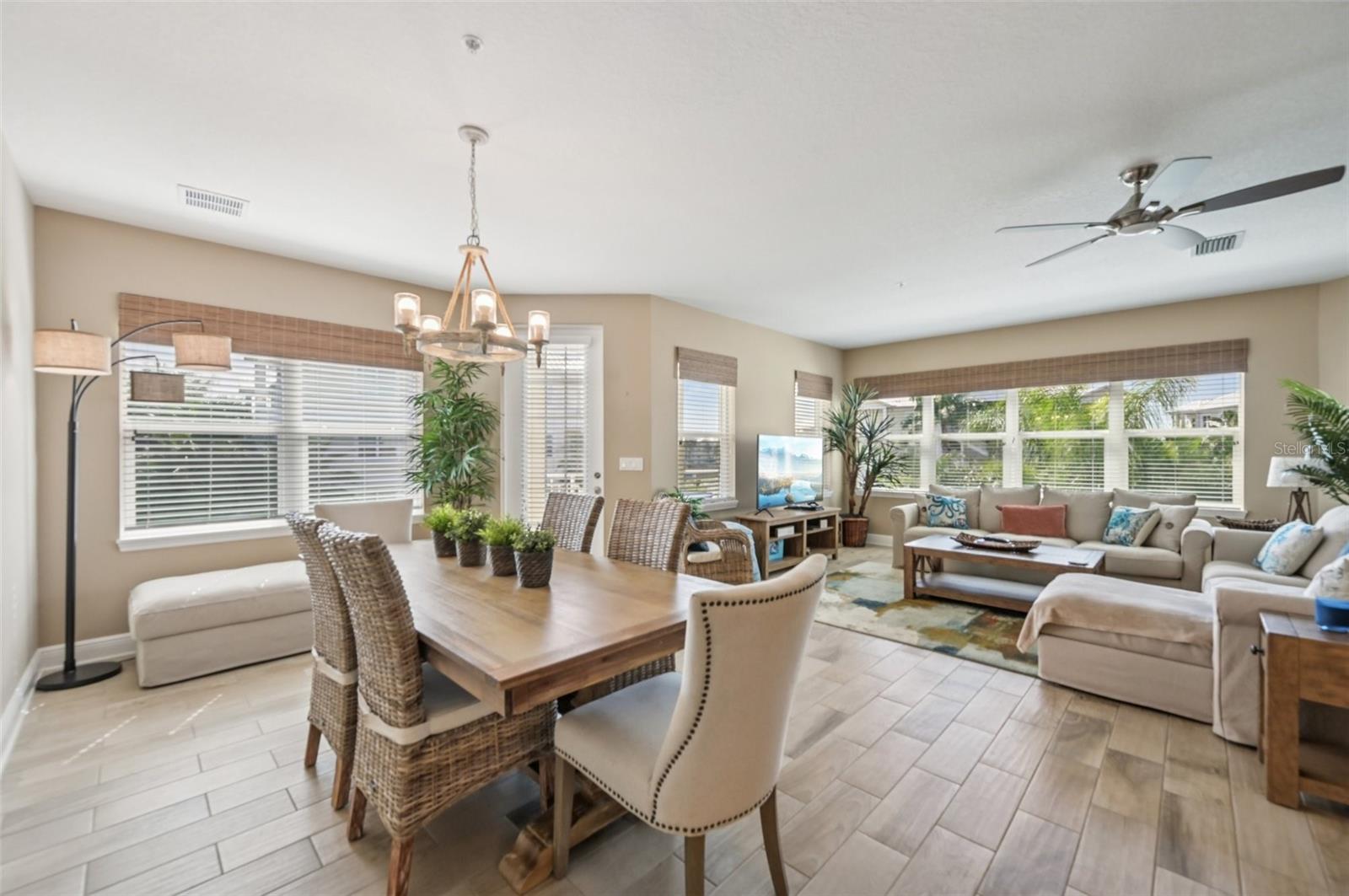 PALMA SOLA BAY CLUB PH 5 - Residential