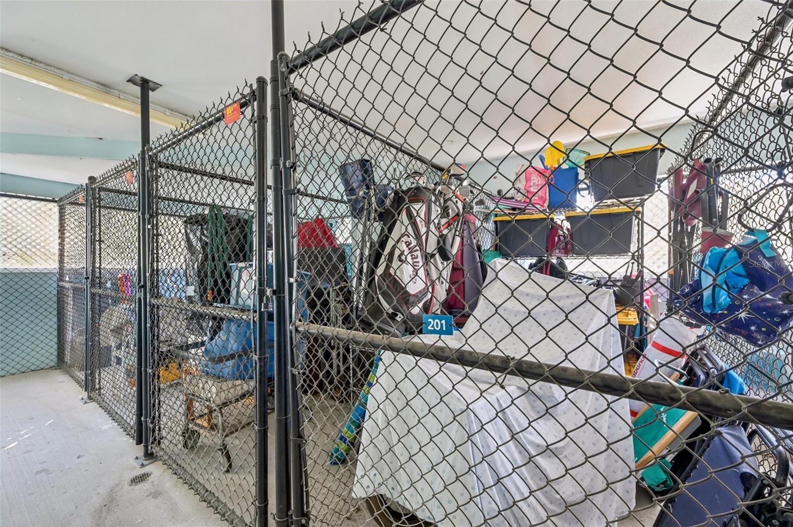 PALMA SOLA BAY CLUB PH 5 - Residential