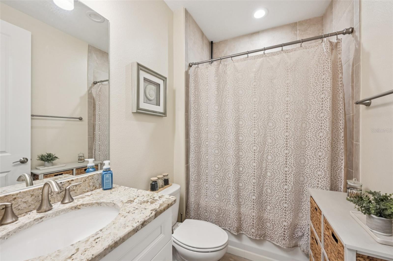 PALMA SOLA BAY CLUB PH 5 - Residential