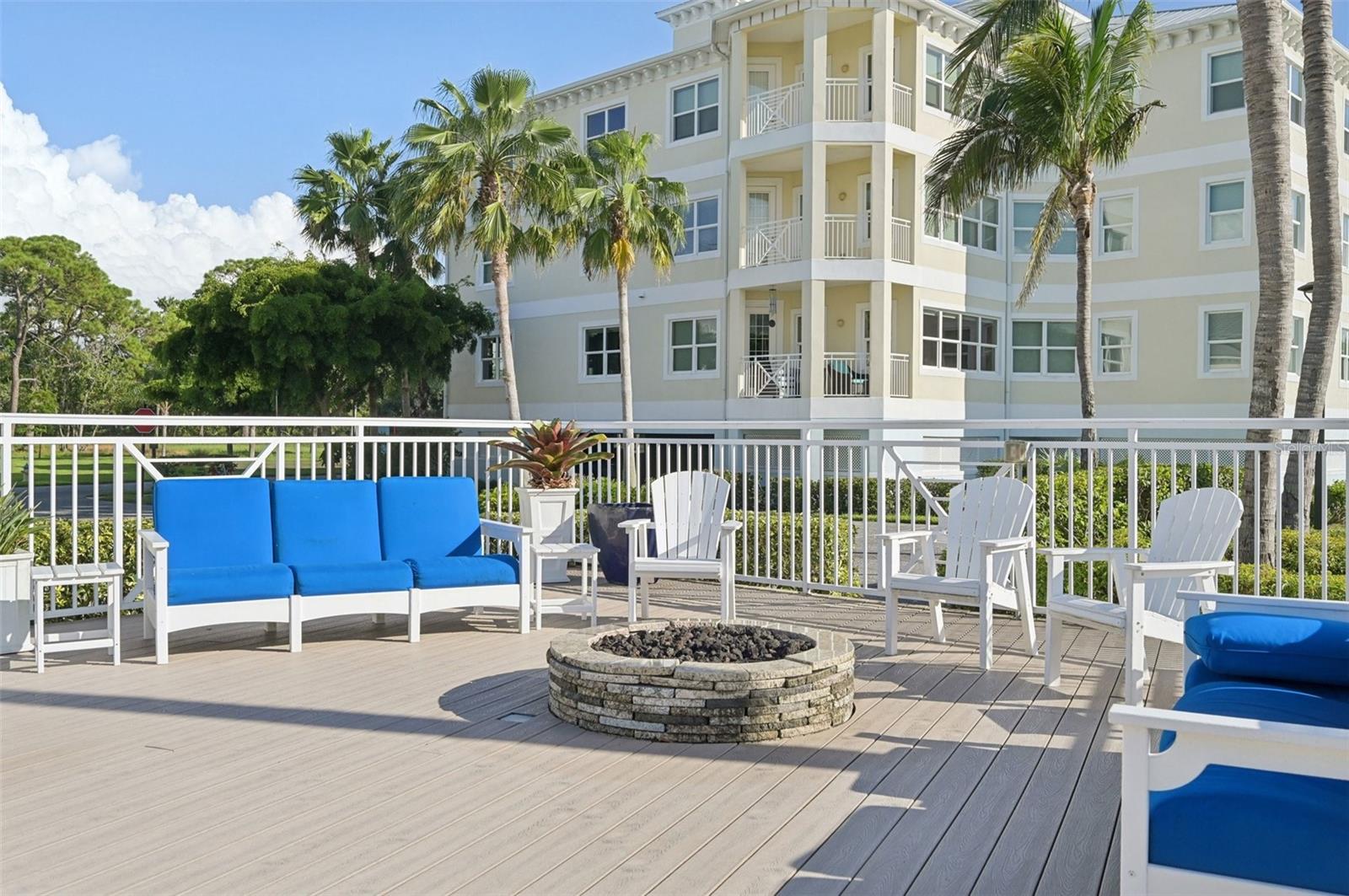 PALMA SOLA BAY CLUB PH 5 - Residential