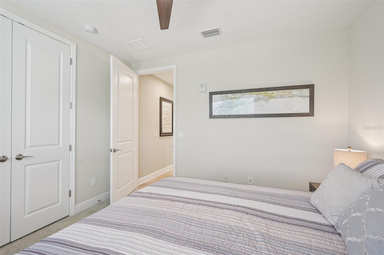 PALMA SOLA BAY CLUB PH 5 - Residential