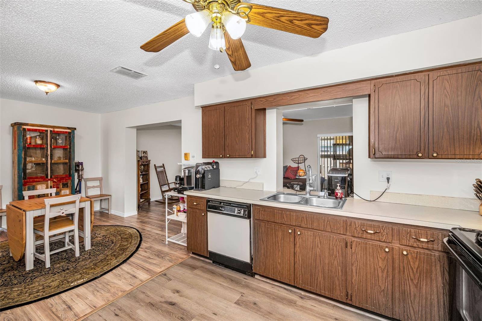 ANCHORAGE OF TARPON LAKE UNIT ONE THE - Residential