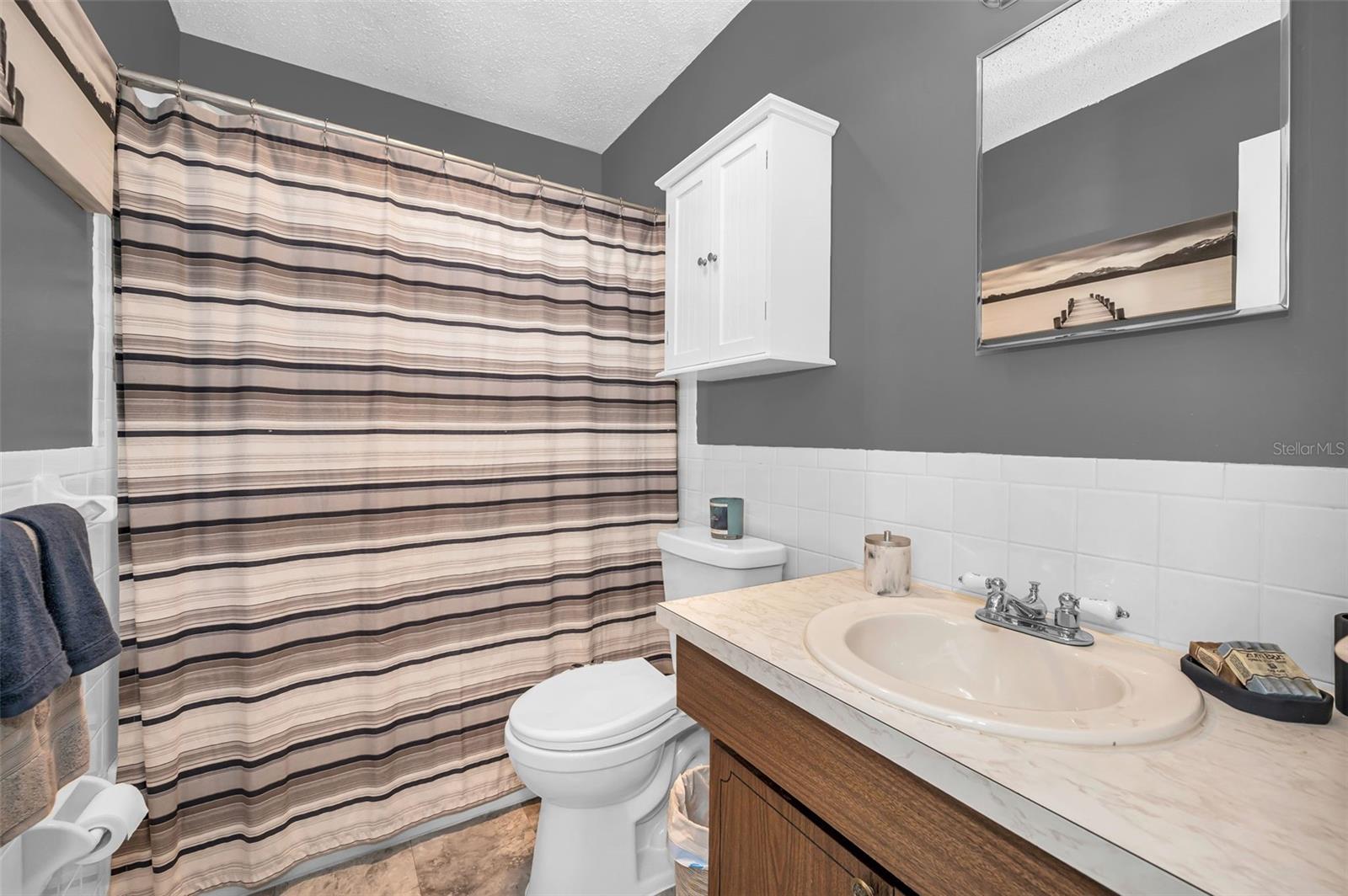 ANCHORAGE OF TARPON LAKE UNIT ONE THE - Residential