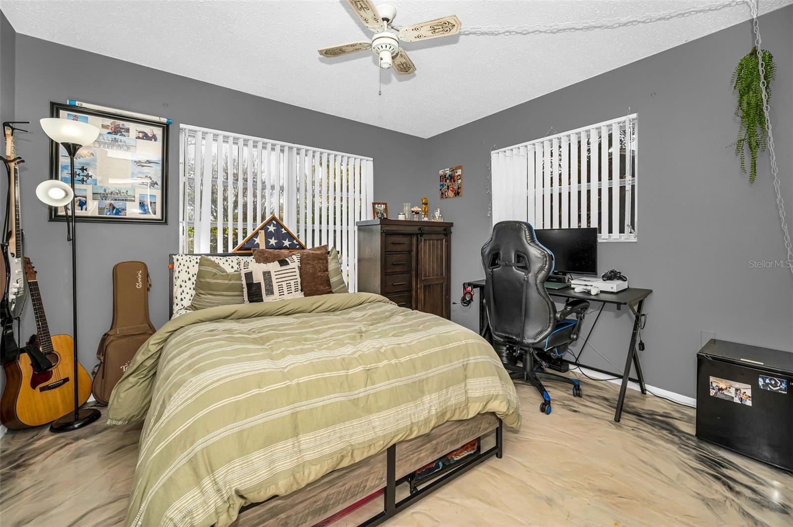 ANCHORAGE OF TARPON LAKE UNIT ONE THE - Residential