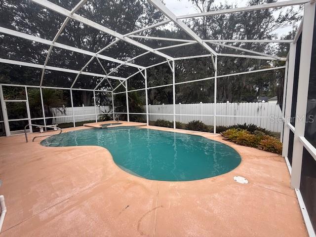 ECON OAKS - Residential